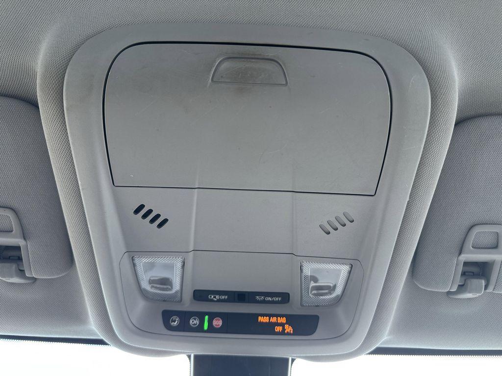 used 2022 Chevrolet Equinox car, priced at $17,499