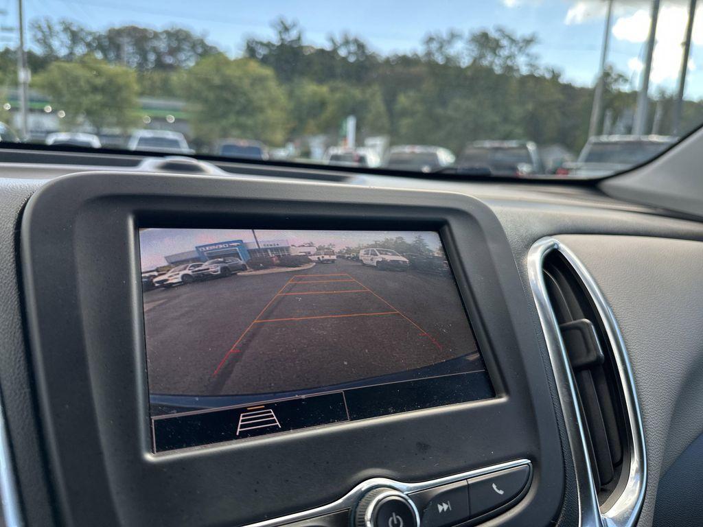 used 2022 Chevrolet Equinox car, priced at $17,499