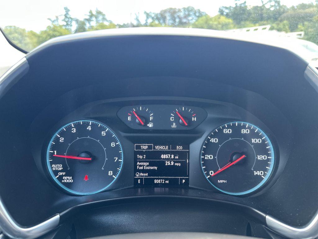 used 2022 Chevrolet Equinox car, priced at $17,499