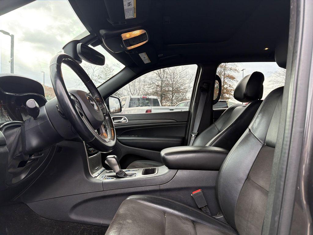 used 2020 Jeep Grand Cherokee car, priced at $19,999