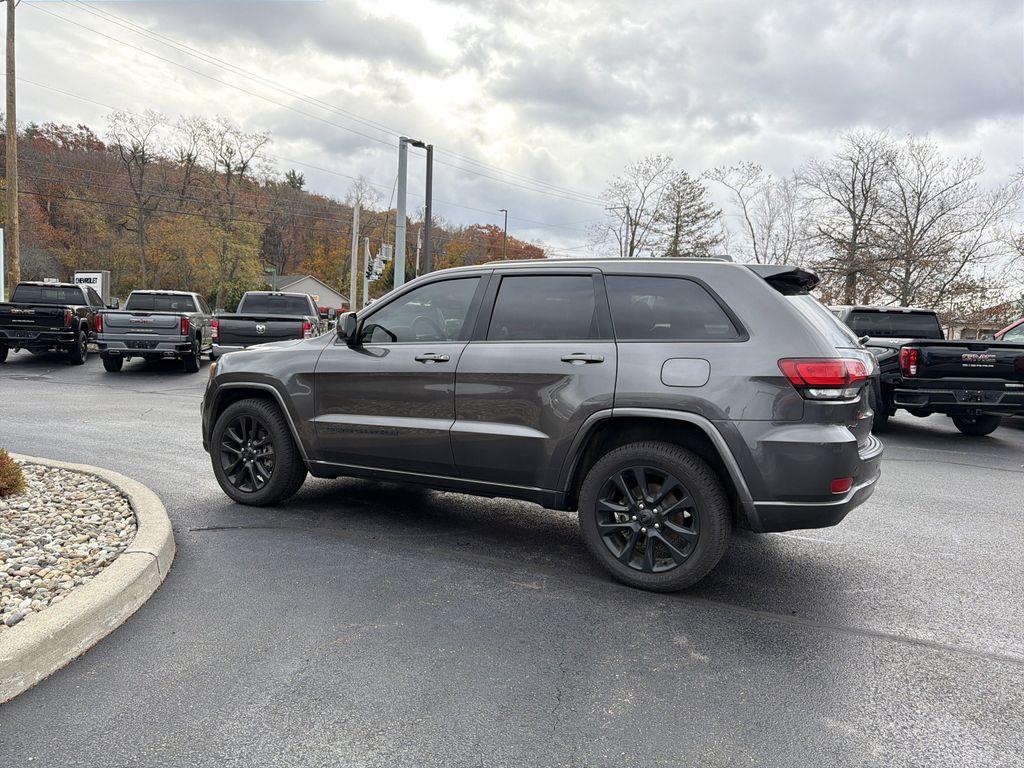 used 2020 Jeep Grand Cherokee car, priced at $19,999