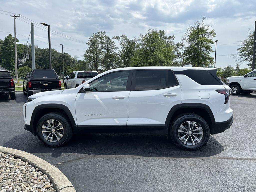 new 2025 Chevrolet Equinox car, priced at $28,394