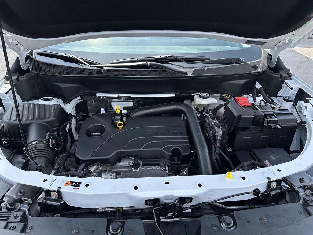 new 2025 Chevrolet Equinox car, priced at $28,394