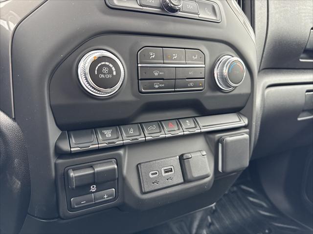new 2025 GMC Sierra 3500 car, priced at $66,105