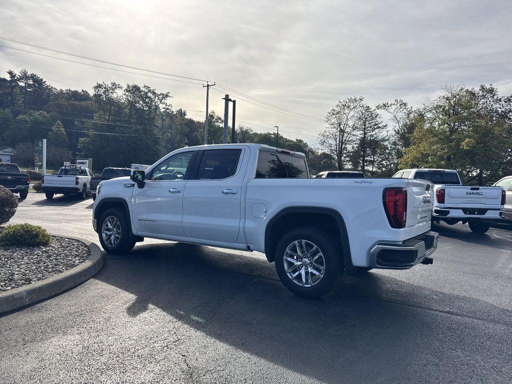 used 2022 GMC Sierra 1500 car, priced at $32,999