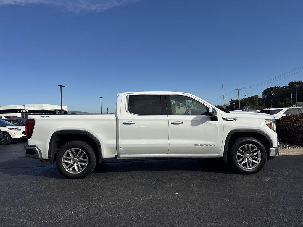 used 2022 GMC Sierra 1500 car, priced at $32,999