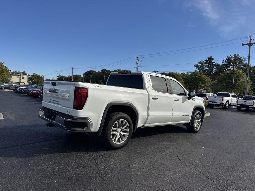 used 2022 GMC Sierra 1500 car, priced at $32,999