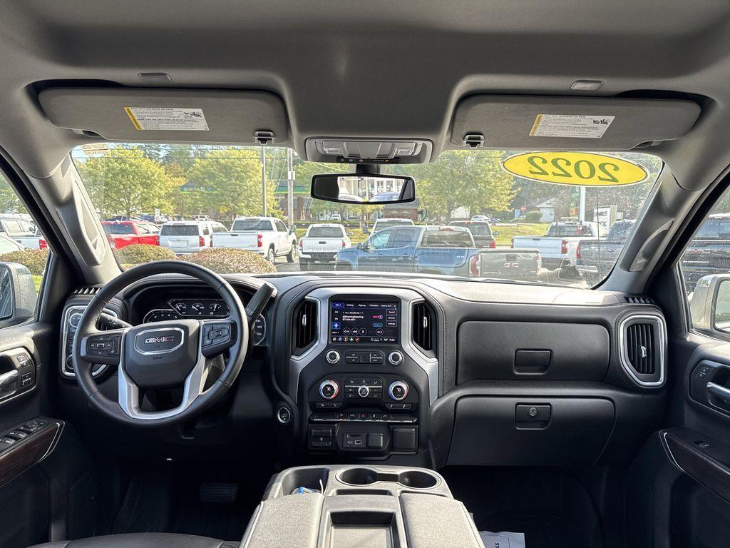 used 2022 GMC Sierra 1500 car, priced at $32,999