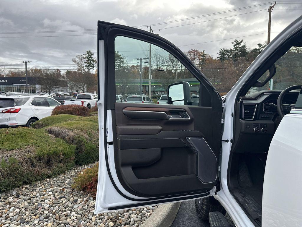 used 2024 GMC Sierra 2500 car