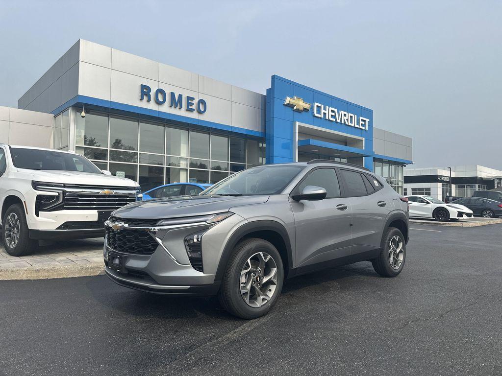 new 2025 Chevrolet Trax car, priced at $24,899