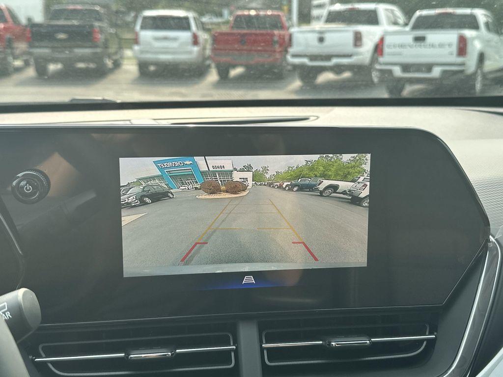 new 2025 Chevrolet Trax car, priced at $24,899