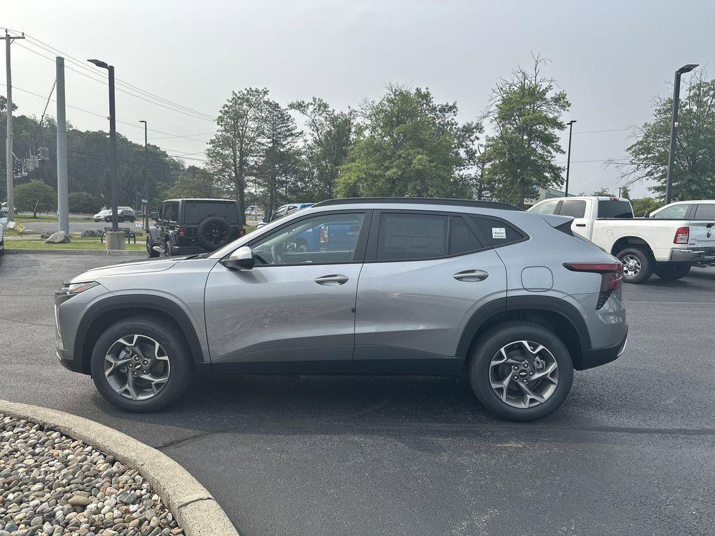 new 2025 Chevrolet Trax car, priced at $24,899