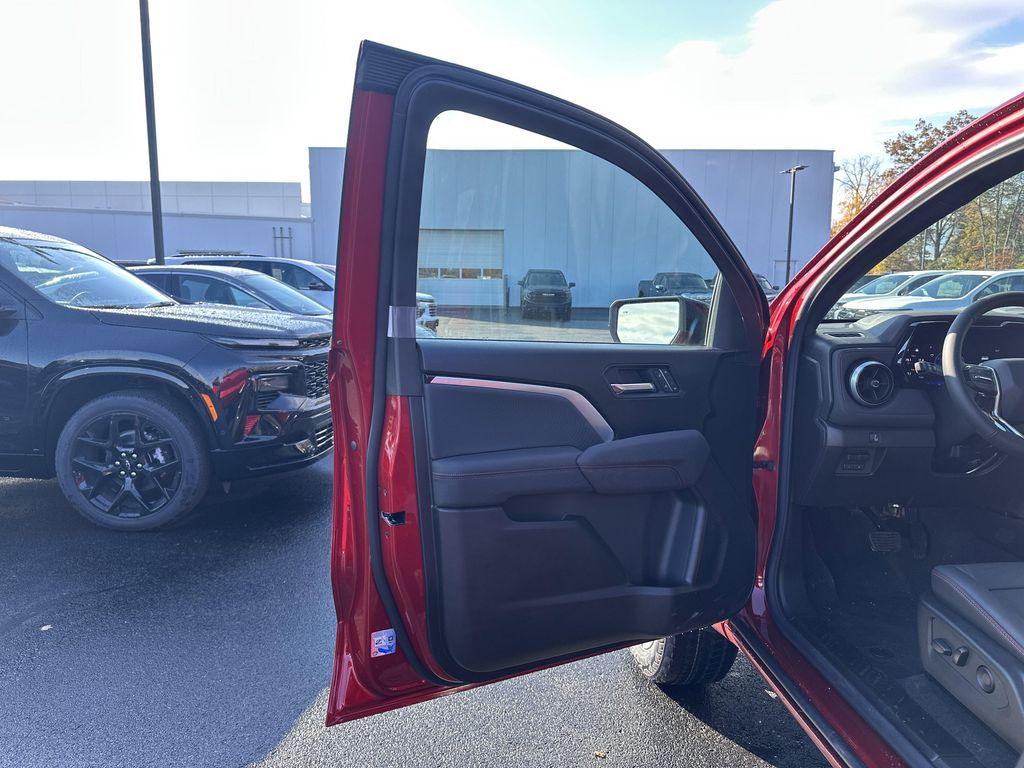 new 2026 Chevrolet Colorado car, priced at $50,687