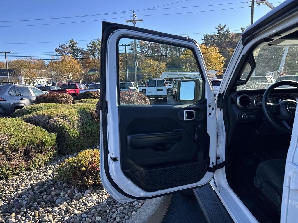 used 2019 Jeep Wrangler Unlimited car, priced at $19,999