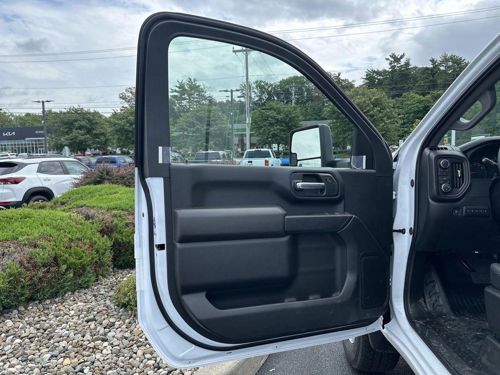 new 2025 Chevrolet Silverado 3500 car, priced at $46,449