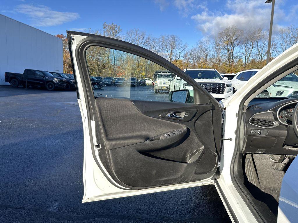 used 2023 Chevrolet Malibu car, priced at $16,999