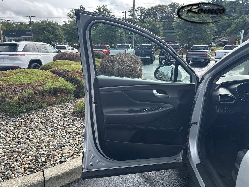 used 2019 Hyundai Santa Fe car, priced at $12,598