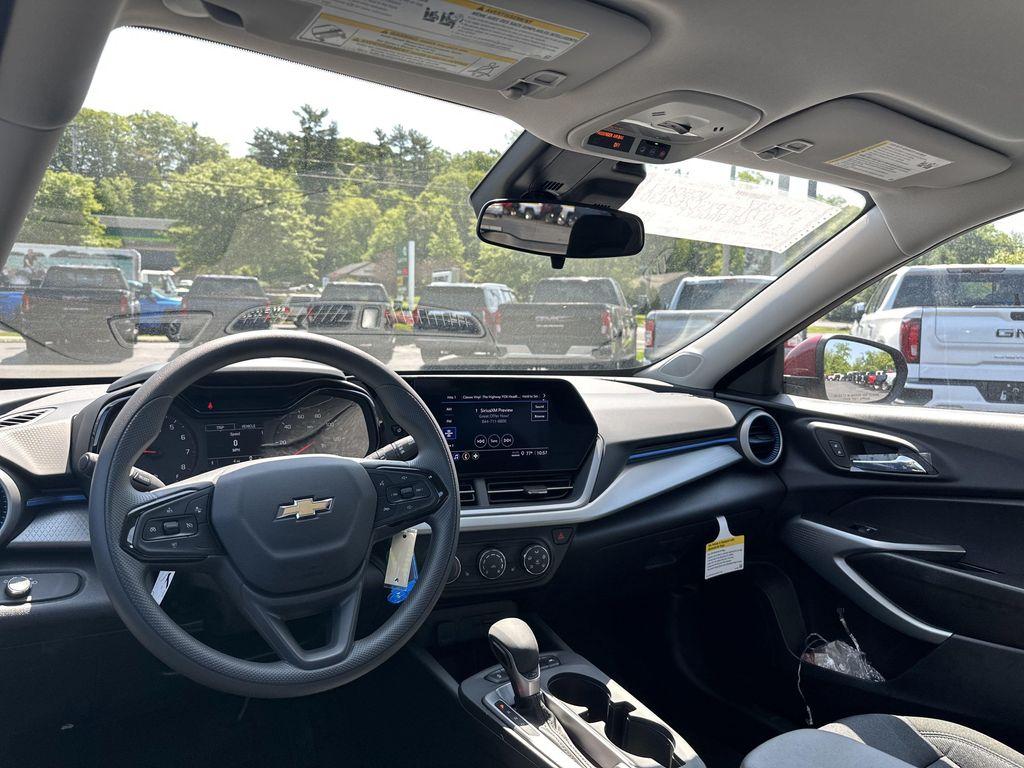 new 2025 Chevrolet Trax car, priced at $22,135