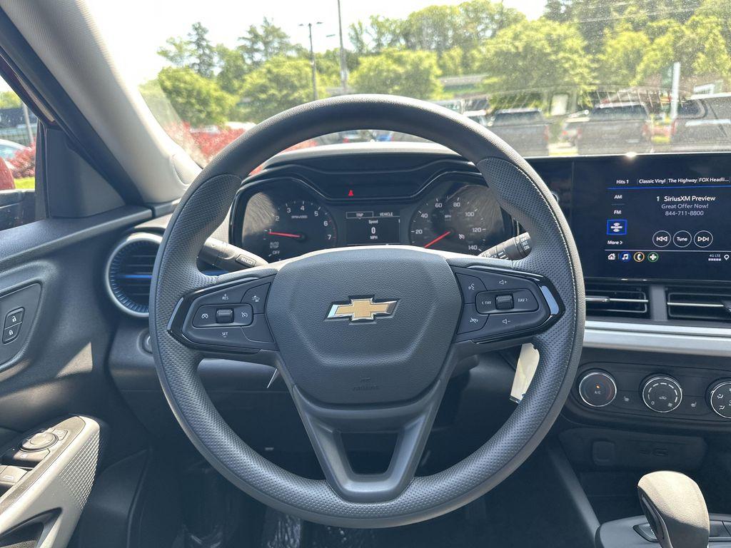 new 2025 Chevrolet Trax car, priced at $22,135