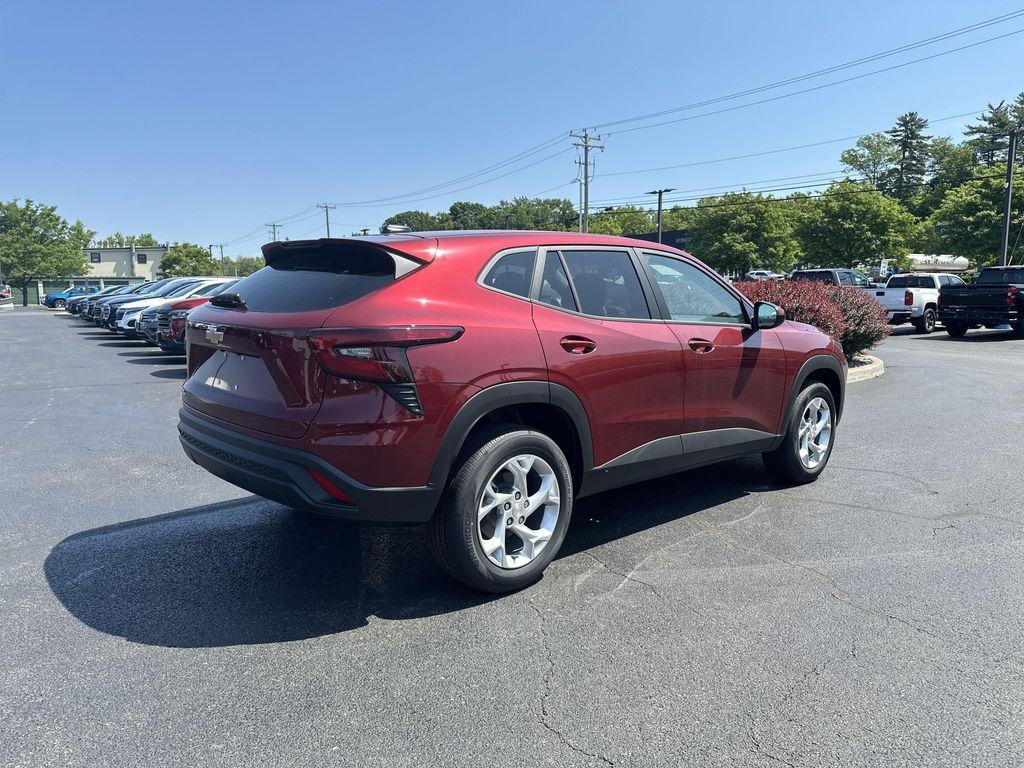 new 2025 Chevrolet Trax car, priced at $22,135