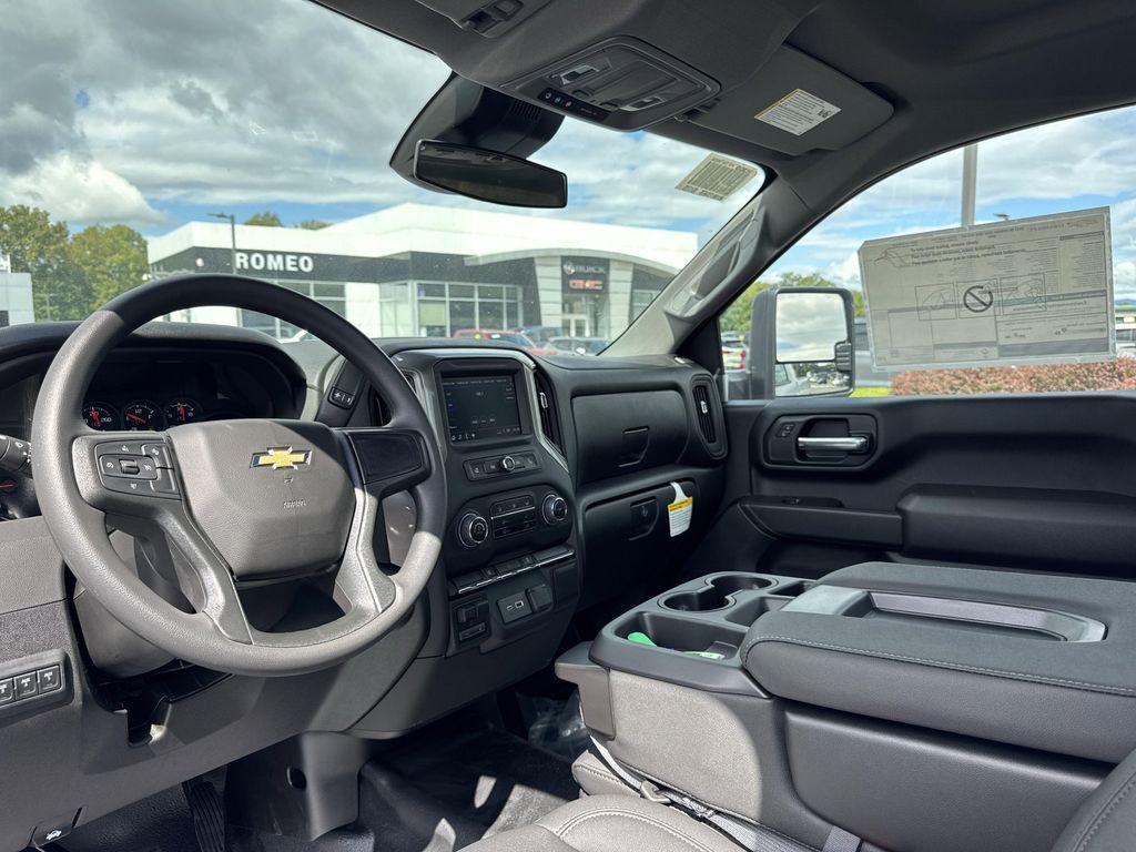 new 2025 Chevrolet Silverado 3500 car, priced at $48,449
