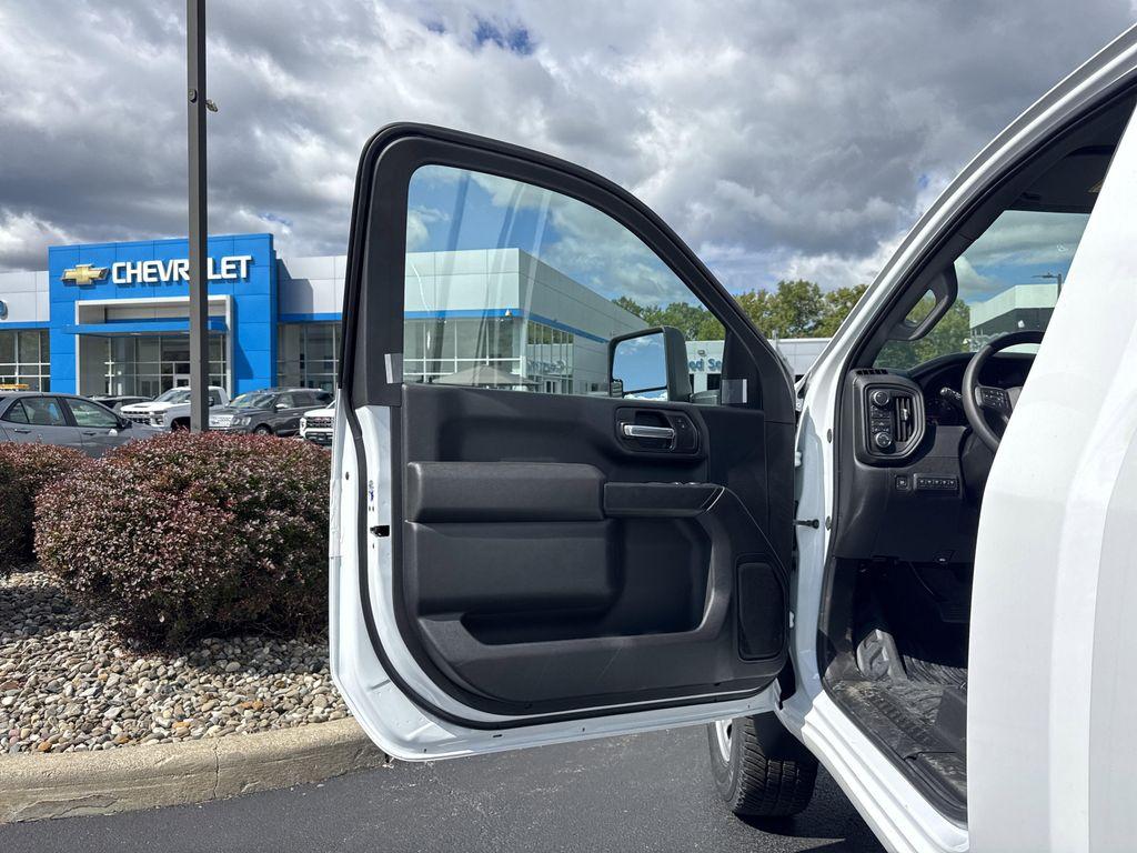 new 2025 Chevrolet Silverado 3500 car, priced at $48,449