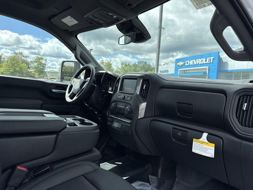 new 2025 Chevrolet Silverado 3500 car, priced at $48,449