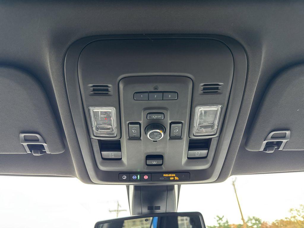 used 2022 Chevrolet Tahoe car, priced at $46,999