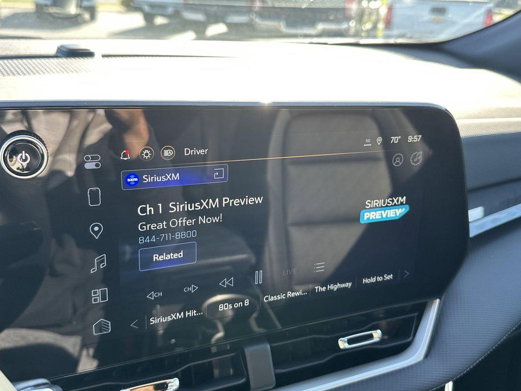 new 2026 Chevrolet Equinox car, priced at $30,005