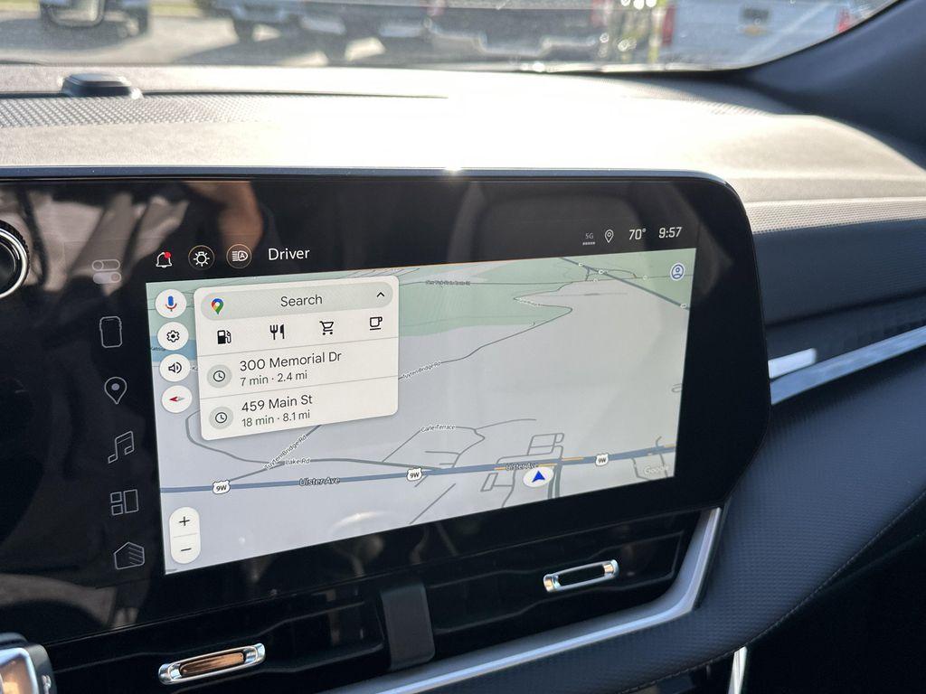 new 2026 Chevrolet Equinox car, priced at $30,005