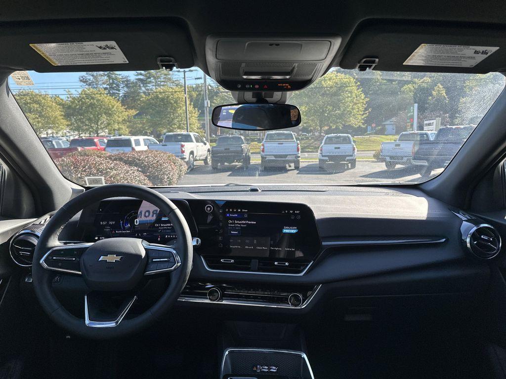 new 2026 Chevrolet Equinox car, priced at $30,005