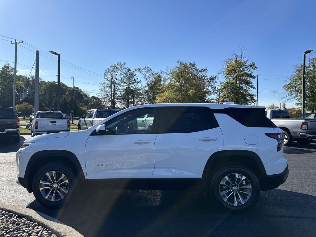 new 2026 Chevrolet Equinox car, priced at $30,005