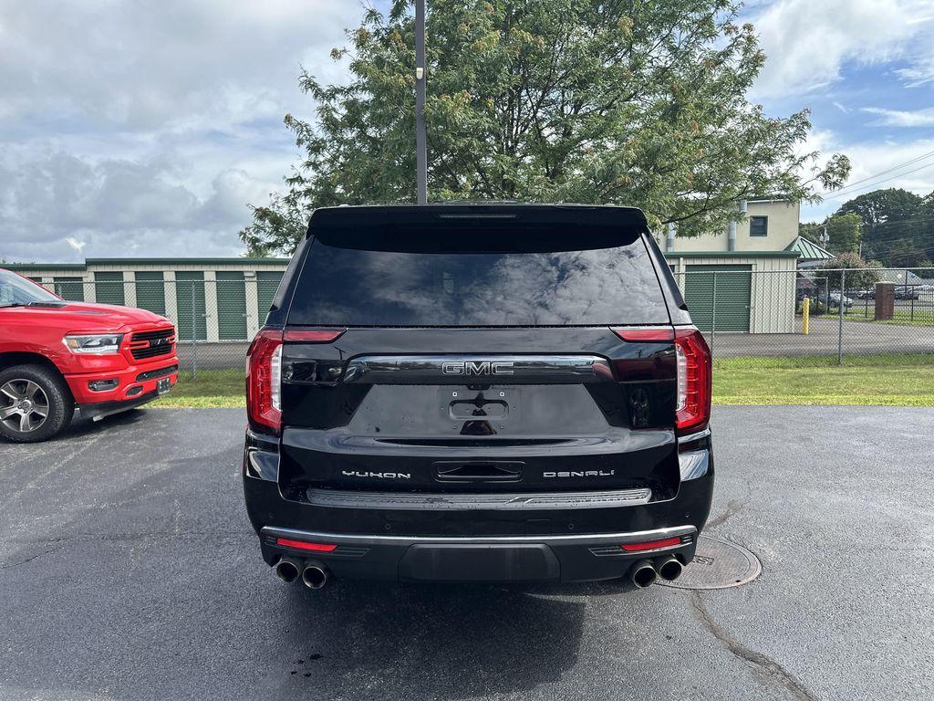 used 2024 GMC Yukon car, priced at $88,399