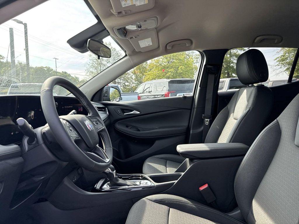 new 2025 Buick Encore GX car, priced at $25,400