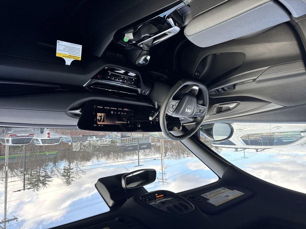new 2025 Buick Envista car, priced at $30,031