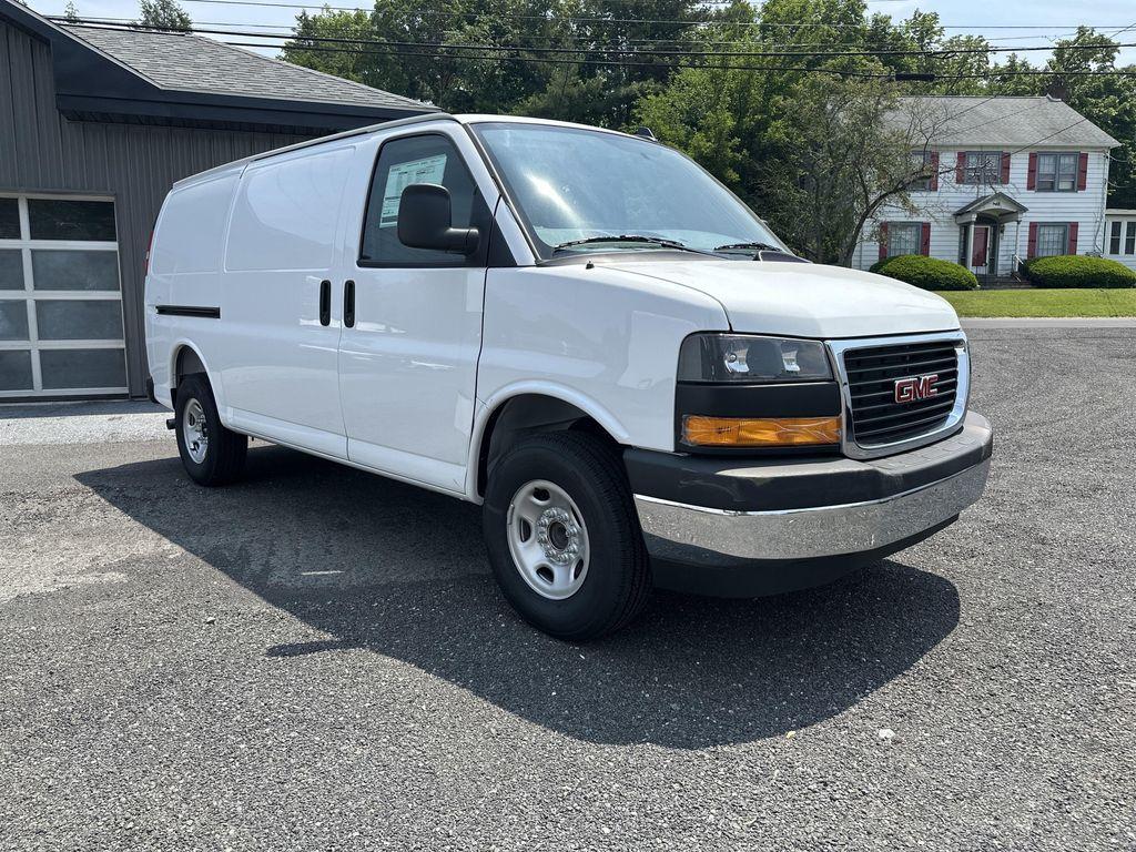 new 2025 GMC Savana 2500 car, priced at $45,208