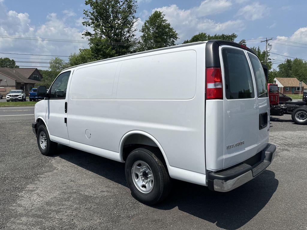 new 2025 GMC Savana 2500 car, priced at $45,208