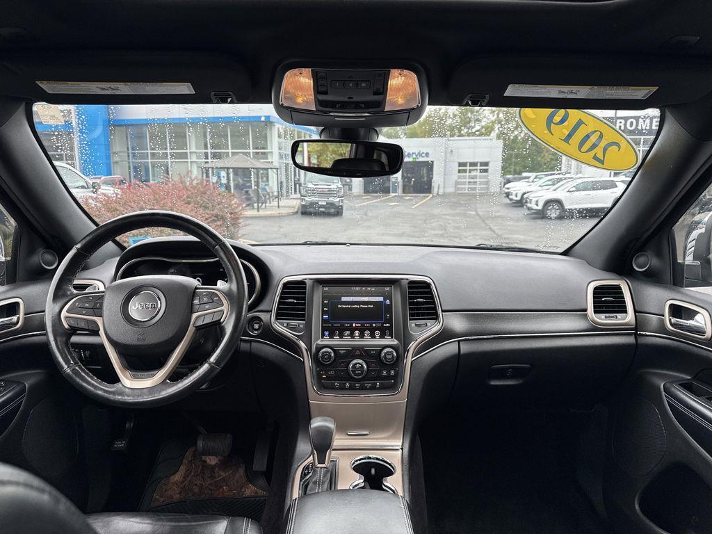 used 2017 Jeep Grand Cherokee car, priced at $13,699