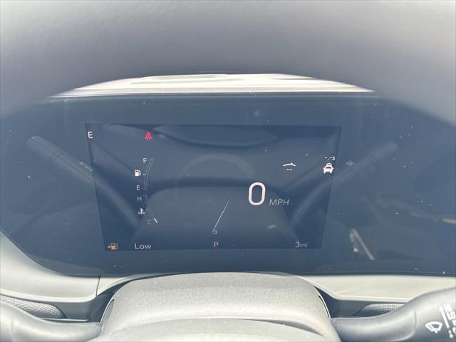 new 2025 Buick Envista car, priced at $24,055