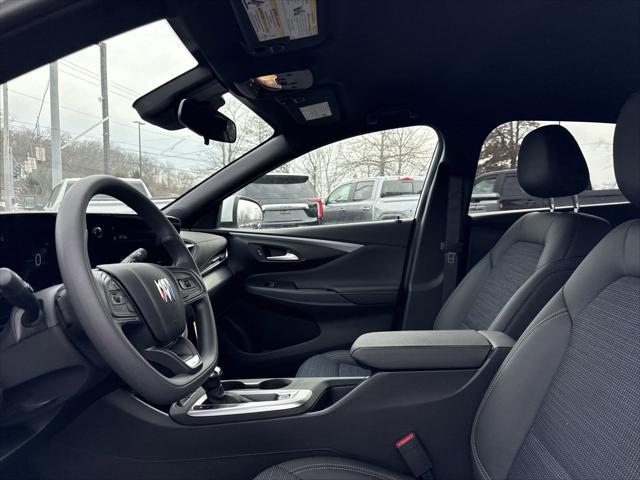 new 2025 Buick Envista car, priced at $24,055