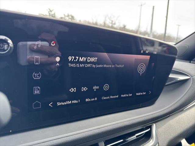 new 2025 Buick Envista car, priced at $24,055