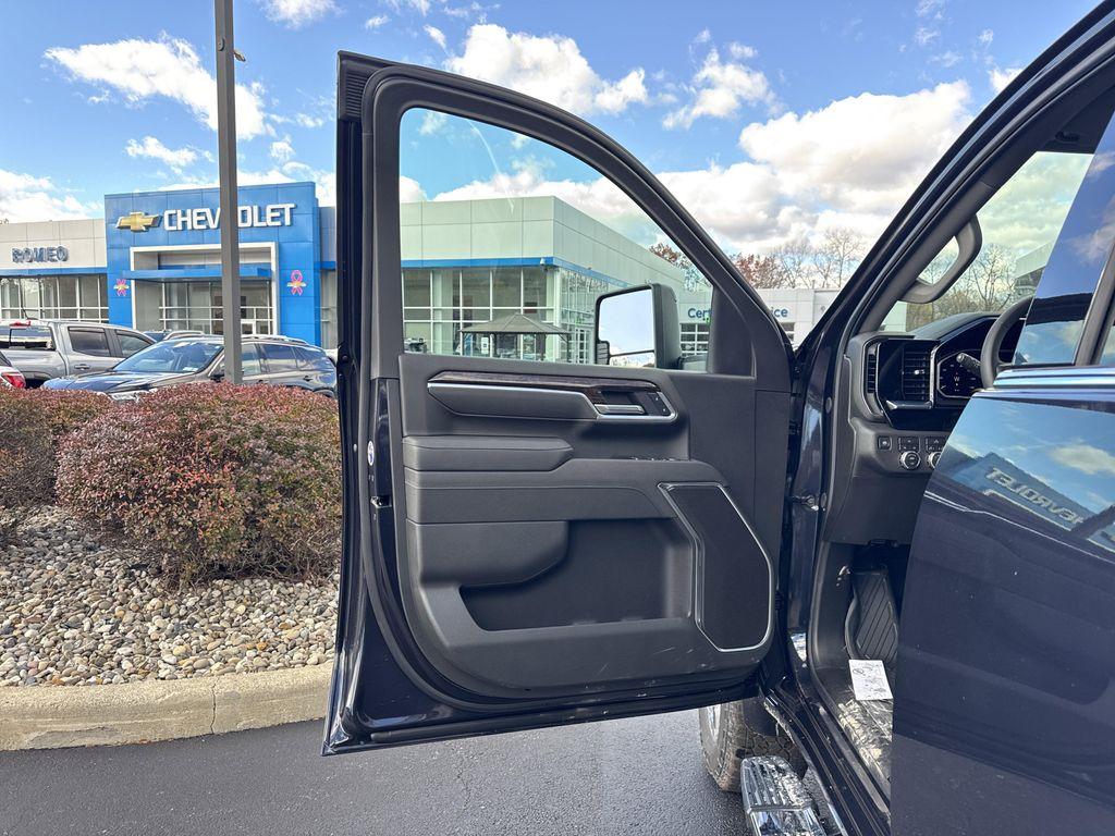 new 2026 GMC Sierra 2500 car, priced at $77,110