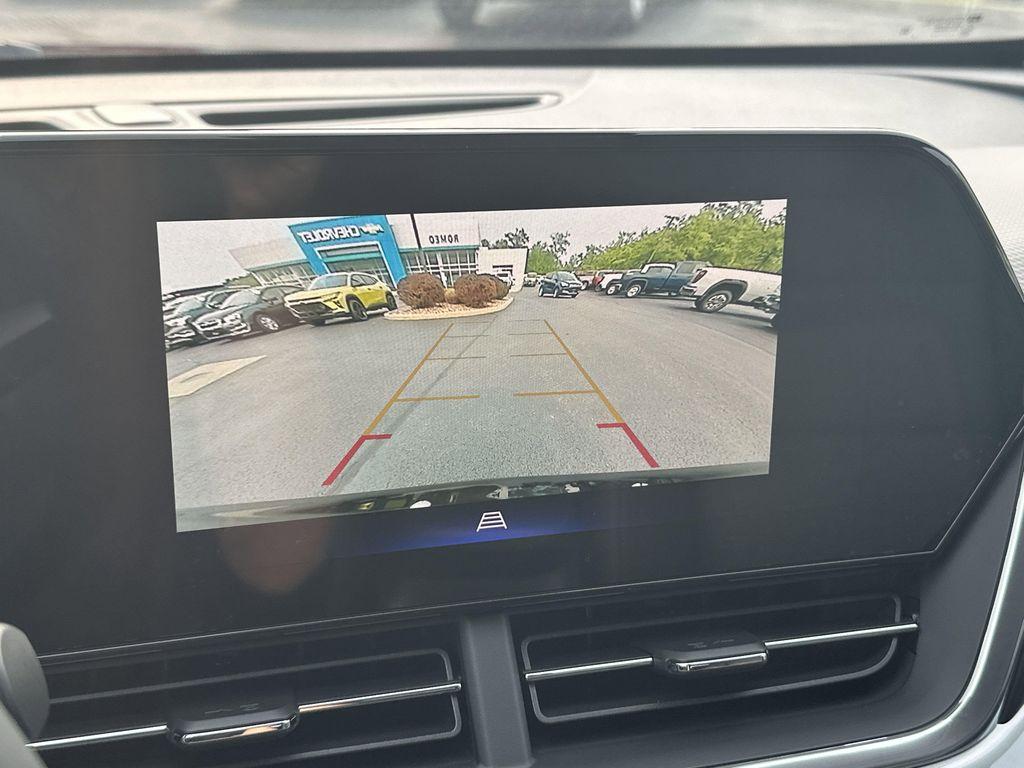 new 2025 Chevrolet Trax car, priced at $24,899