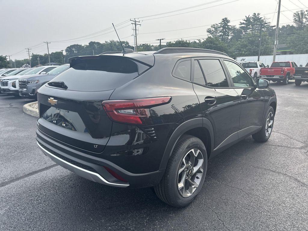 new 2025 Chevrolet Trax car, priced at $24,899
