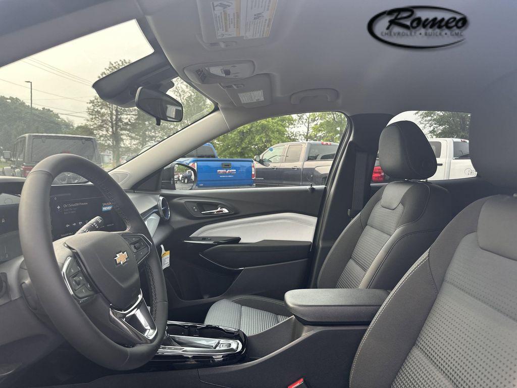 new 2025 Chevrolet Trax car, priced at $25,149