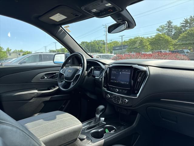 used 2023 Chevrolet Traverse car, priced at $29,999