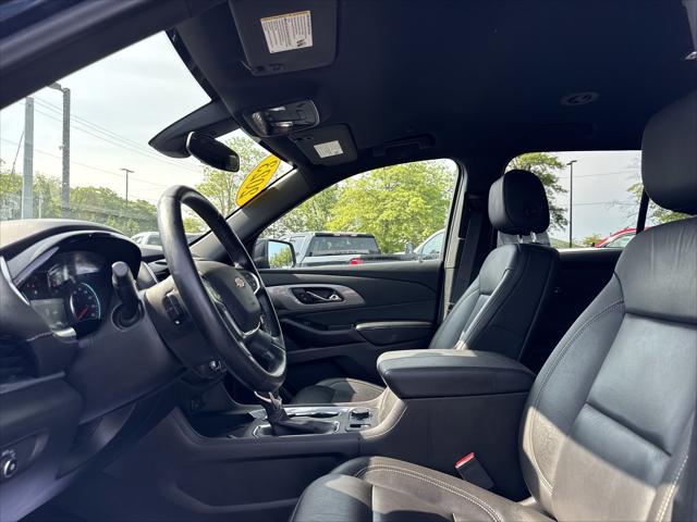 used 2023 Chevrolet Traverse car, priced at $29,999
