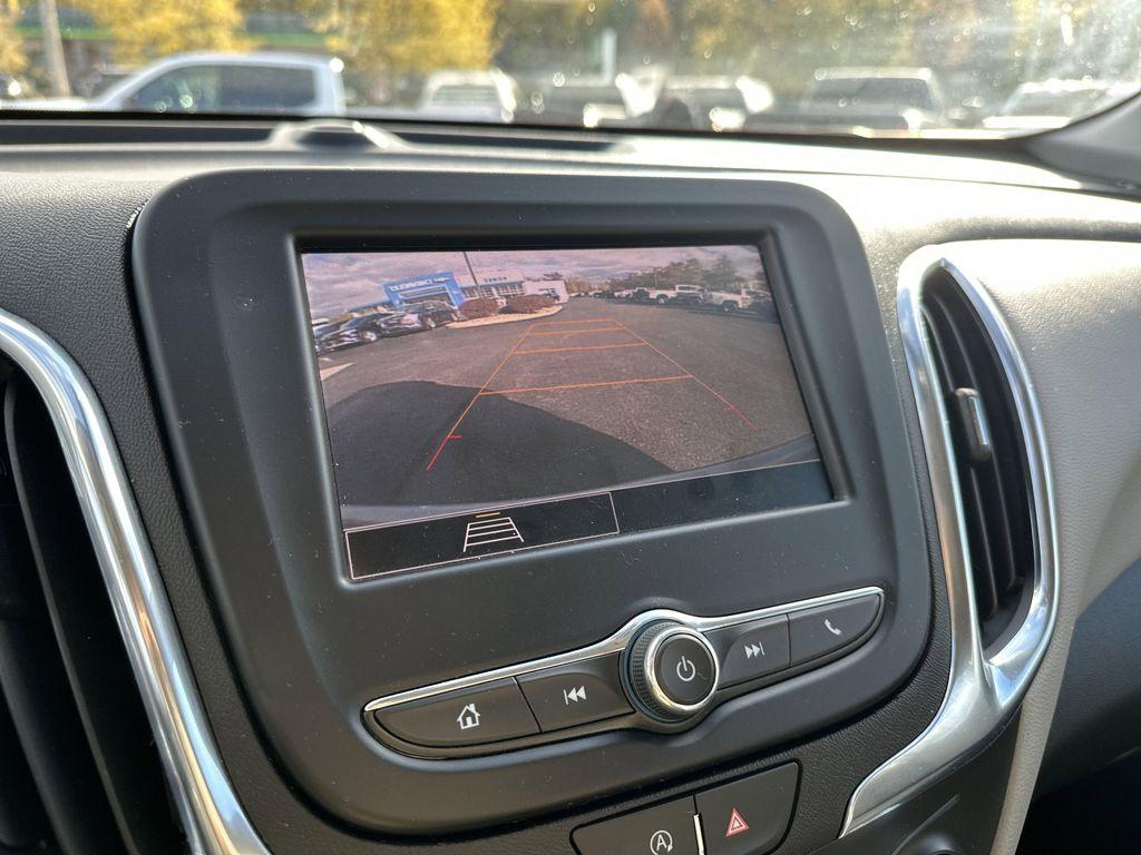 used 2023 Chevrolet Equinox car, priced at $17,319