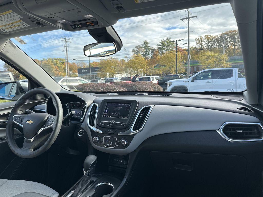used 2023 Chevrolet Equinox car, priced at $17,319