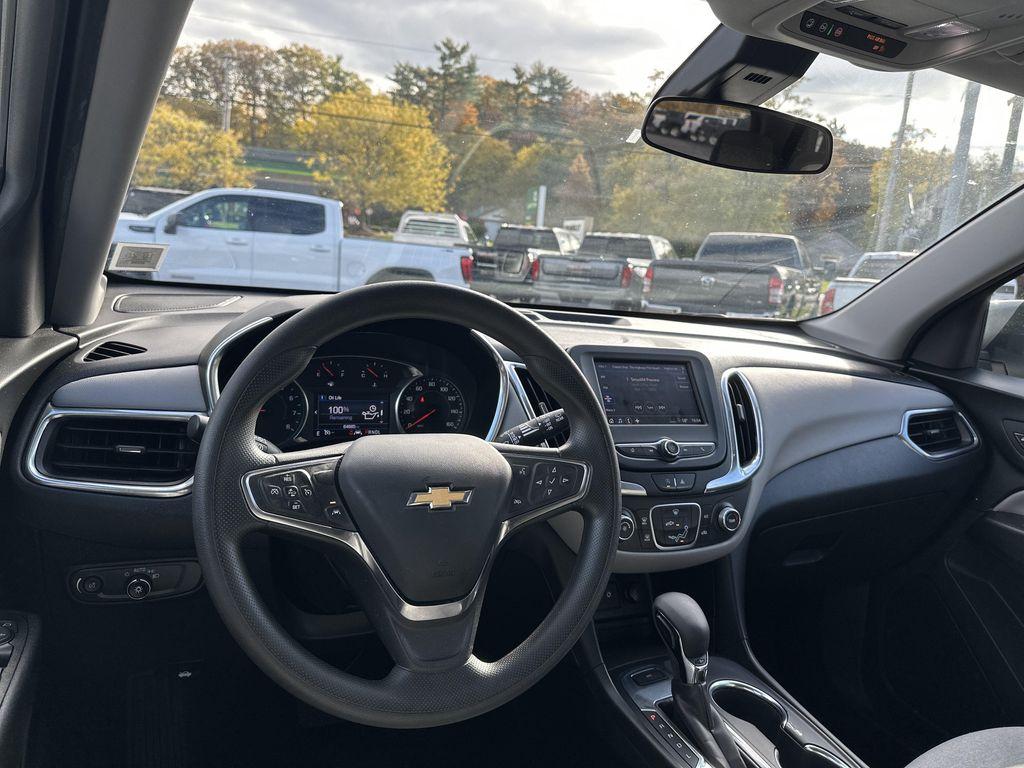 used 2023 Chevrolet Equinox car, priced at $17,319
